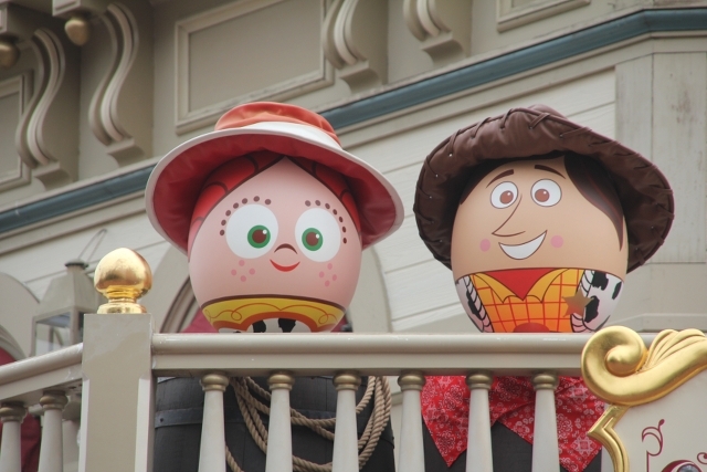 17 イースターエッグ ウッディー ジェシー ©Disney