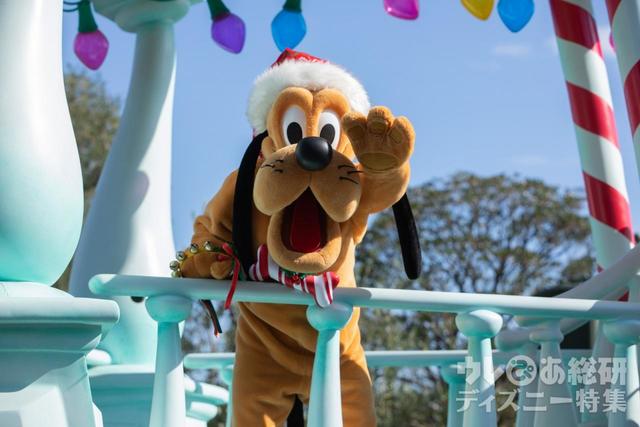 「ミッキー＆フレンズのグリーティングパレード：ディズニー・クリスマス」｜東京ディズニーランド