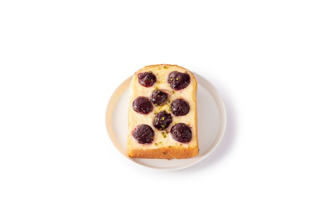 ダークチェリーとクリームチーズカスタードのフレンチトースト