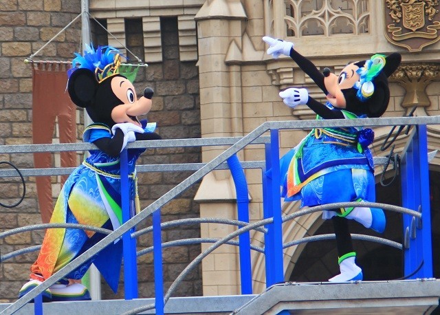 ミニーちゃんにデレデレ