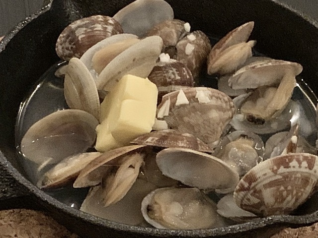 あさりの白ワイン蒸し