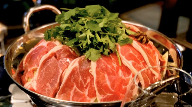 ラムとマトンの羊鍋