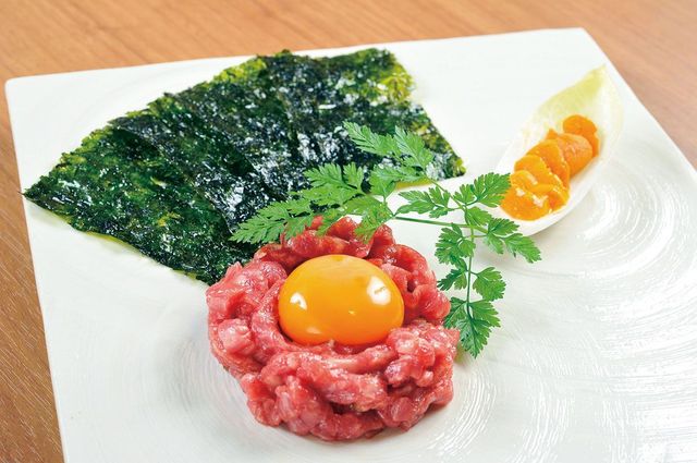 ニクバル CARNIVOR（赤坂）　山形牛タルタル 980円（税別）