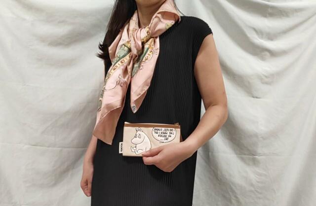 キャラクターアイテムをシックに♪【SPRiNG 11月号増刊】付録：MOOMIN（ムーミン）スマホも入る「お財布クラッチバッグ」