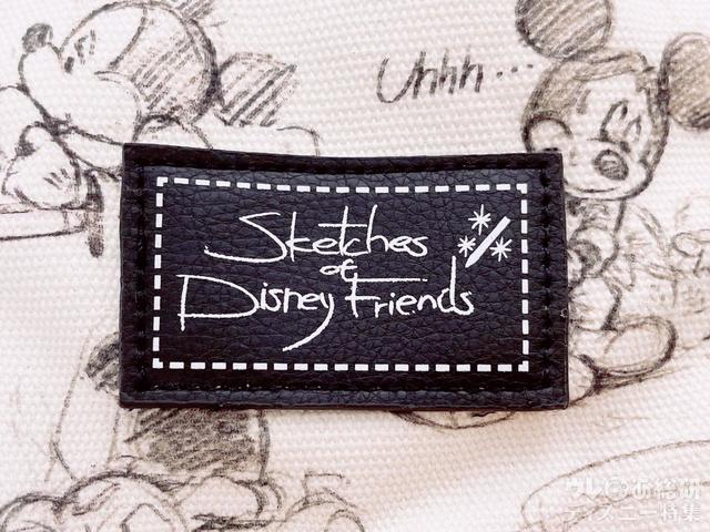 合皮のロゴタグがかっこいい! 