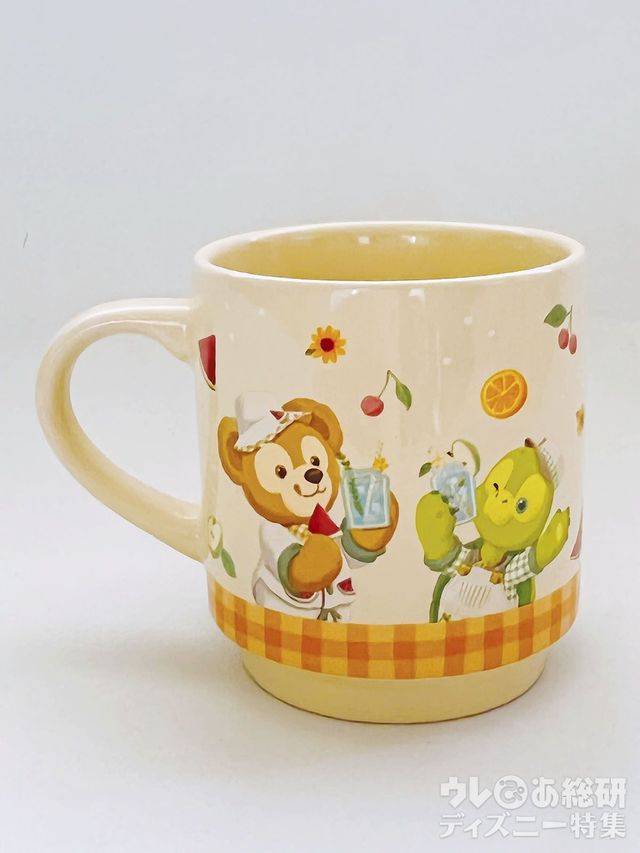 「ダッフィー&フレンズのテイスティー・サマー・サプライズ」のスーベニアカップ