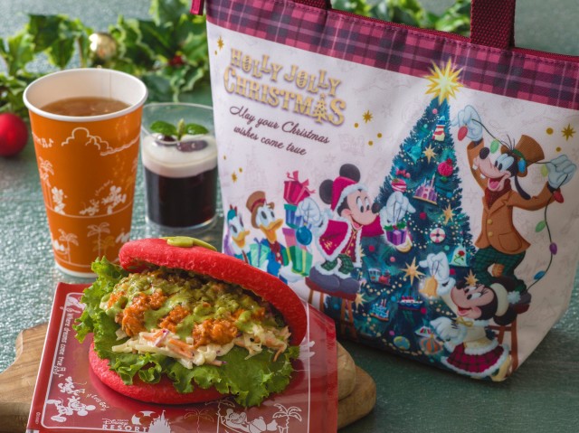 東京ディズニーランド「ディズニー・クリスマス」スウィートハート・カフェ スペシャルセット、スーベニアランチケース付き