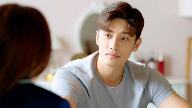 『完璧な結婚のお手本』 U-NEXTにて独占配信中 