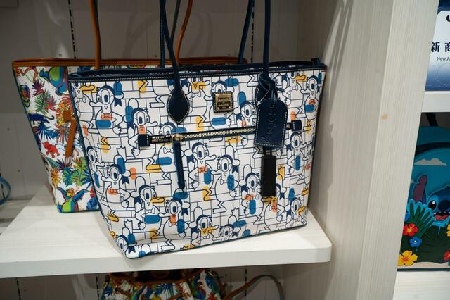 【Dooney & Bourke】ドナルド トートバッグ 42,900円