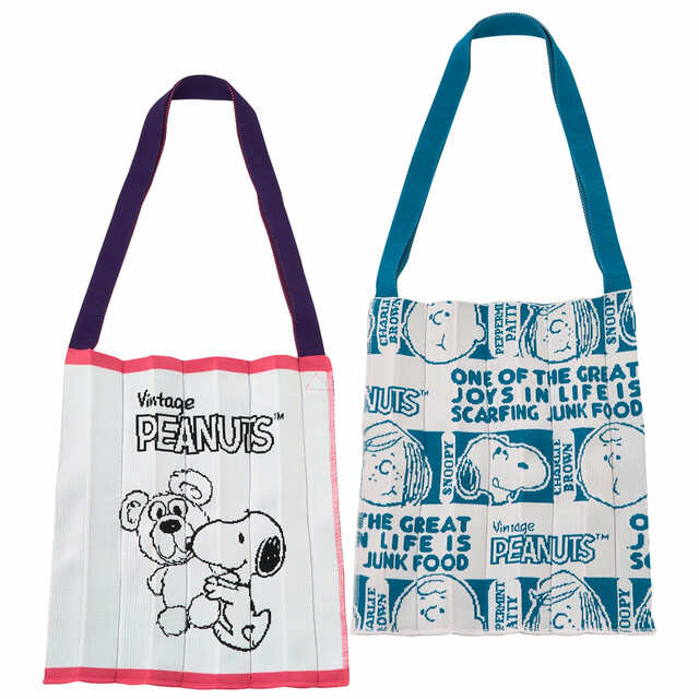 【PLAZA「Welcome to the NIGHT CARNIVAL with SNOOPY」】KNT365 Knitty(全2柄)　各4,070円