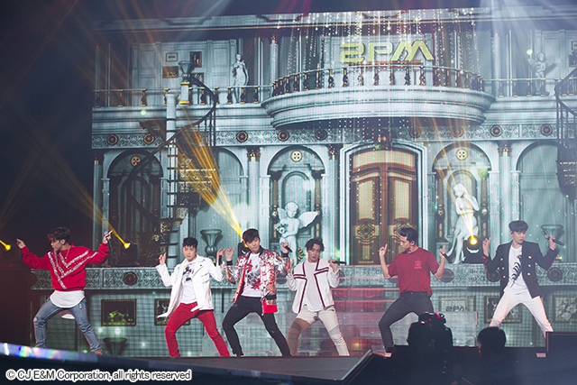 2PM 『KCON 2016 Japan』4月10日@幕張メッセ国際展示ホール7,8ホール