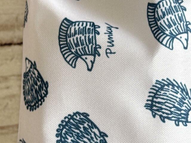 【cookpad plus 2025年夏号特別付録】素材はポリエステル。しっかりとした厚手の生地