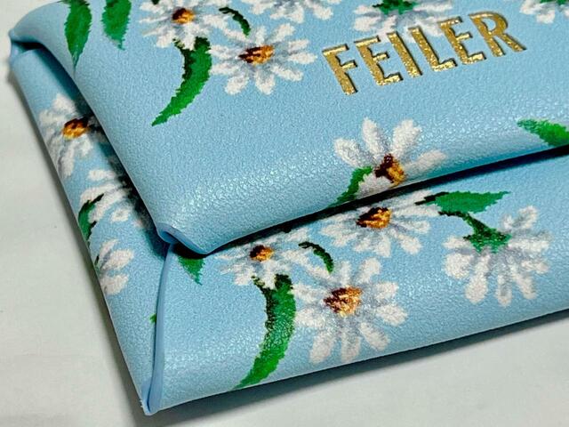 【大人百花　Spring issue】「付録：FEILER（フェイラー）ホワイトマーガレット柄マルチケース」フェイラー特有のポコポコ感がよく再現されています…！