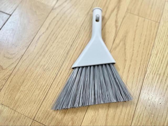 【無印良品　システム　屋外用ほうき】コンパクトで保管場所を選ばない