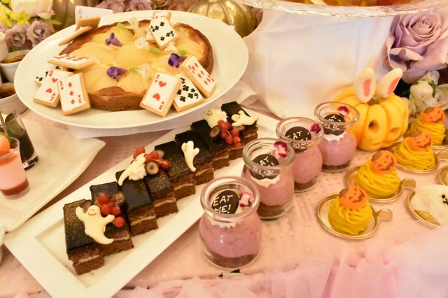 カシスの紫色がキュート！