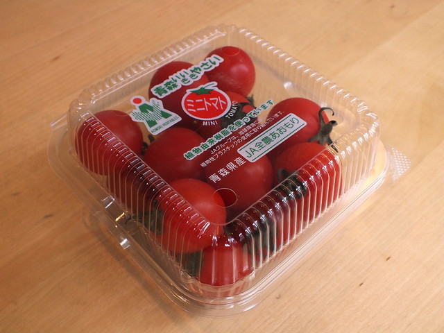プチトマト食べくらべ／「青森いきいきやさい ミニトマト」（238円・税別）