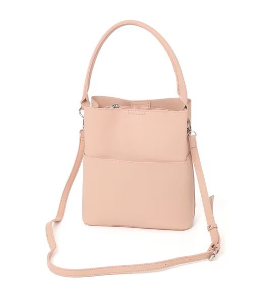 【LAKOLEのバッグ・キャップ売上ランキング 5位】「ワンハンドル2WAYスクエアバッグ3」4,290円（税込）