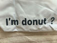 ブラックカラーの「I'm donut？」ロゴがかわいい！