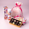 【イクスピアリの母の日ギフト】ゴディバ／マザーズデー スペシャル ギフトセット。花柄ピンクのラッピングで可愛く