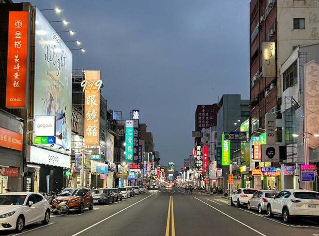 【台湾食べ歩きの旅 #17】広々とした嘉義の目抜き通り「中山路」には、洗練されたおしゃれな店がずいぶん増えた印象