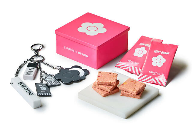 「QUOLOFUNE×MARY QUANT」ノボタイル缶フレイズ（チャーム付き）価格：4,840円（本体価格4,400円）【黒船×MARY QUANT】