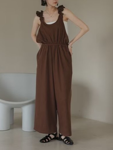 【ローリーズファームのワンピース・サロペット人気ランキング 6位】「フリルサロペット」7,700円（税込）