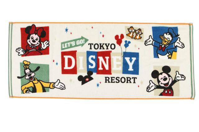 フェイスタオル 1,700円｜東京ディズニーリゾート 満面のスマイルのミッキーたちがデザインされたグッズ｜販売店舗：東京ディズニーランド「グランドエンポーリアム」、東京ディズニーシー「フィガロズ・クロージアー」｜発売日：2024年4月25日（木）