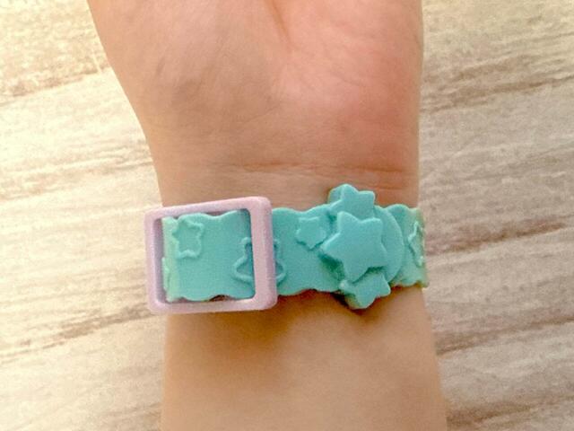 【キャラぱふぇ特大号付録 ちいかわうでどけい】ベルトは穴仕様ではないため、自分の腕のサイズにラクラク調節可能です♪