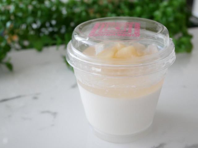 上から下まで桃尽くし。紀ノ国屋　白桃のプリン