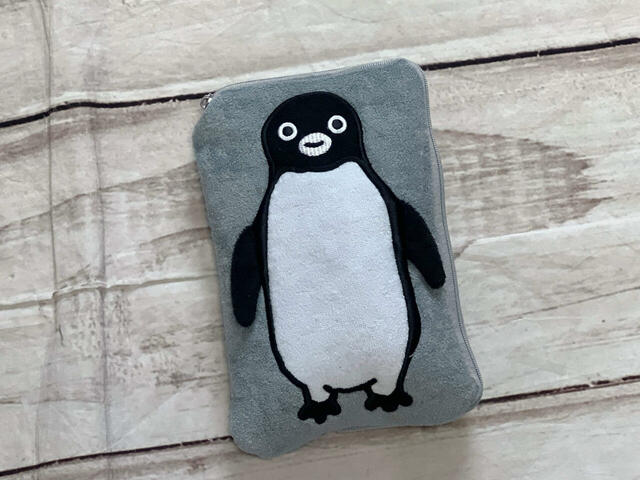 ショルダーストラップを外せば、ポーチとしても使えます！3つ目の使用方法♪