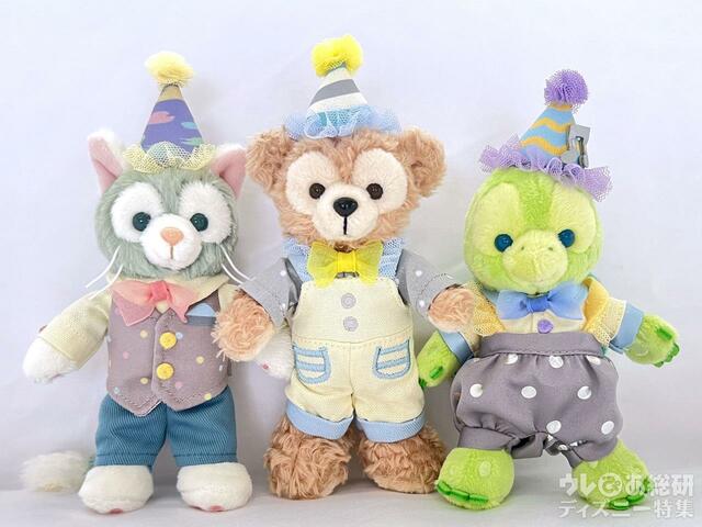 「ダッフィー&フレンズのフロム・オール・オブ・アス」ぬいぐるみバッジ