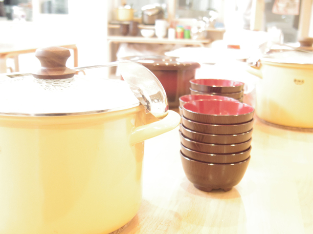 お味噌汁も漆の椀で