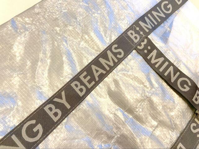 【B:MING by BEAMS マルチ レジャーバッグ M】肩掛け部分のロゴがおしゃれ♪