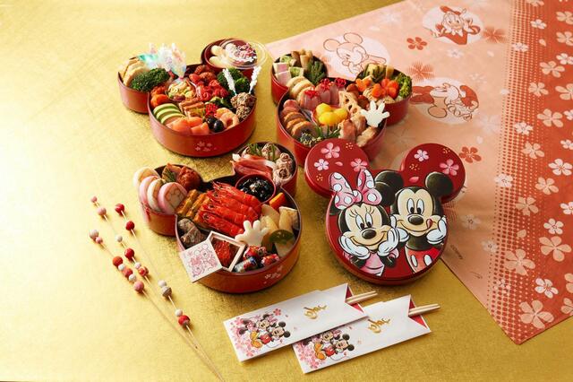 おせち・三段重「ミッキー&ミニー」25,900円