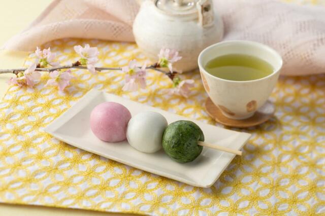 「春の三色団子」<価格:170.64円(税込)>【【セブン-イレブン】うれしい!おいしい!「春のごちグルメ」開催!春の行楽ににぴったりな全20品ご紹介♪】