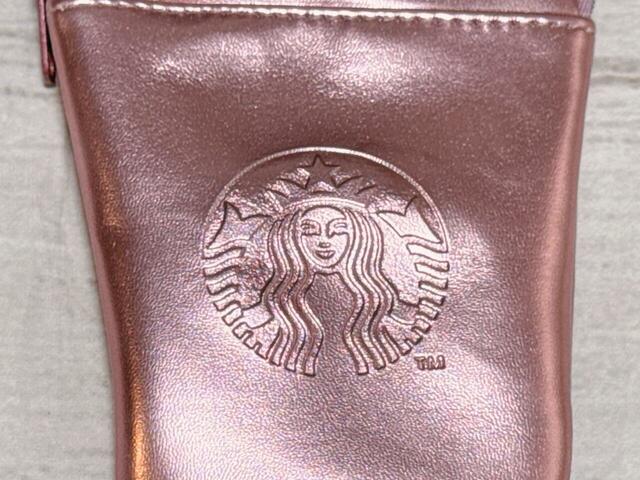 フロントにはサイレンロゴの型押し入り