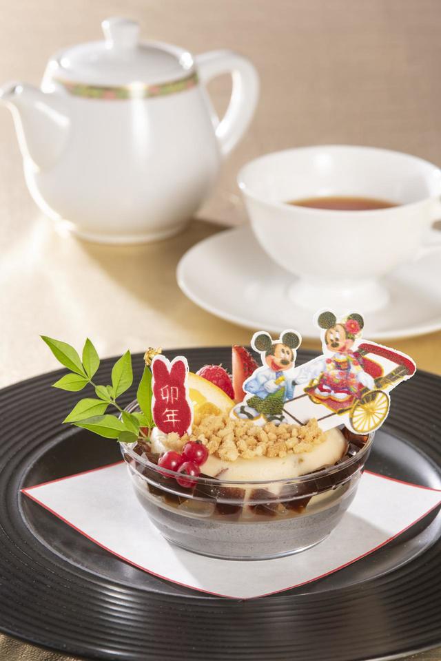 ハイピリオン・ラウンジ　イヤーエンド＆ニューイヤー　ケーキセット