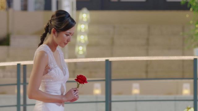 『バチェロレッテ・ジャパン』の「ローズセレモニー」の様子。