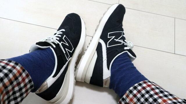 【ニューバランス WL996TV2】甲高の足にはきついかなと思いきや、ひもの調整で難なく入りました!