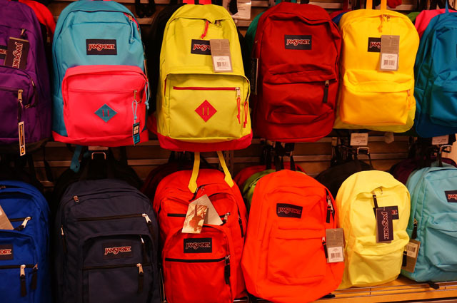 JANSPORTはお値段もお手頃で◎