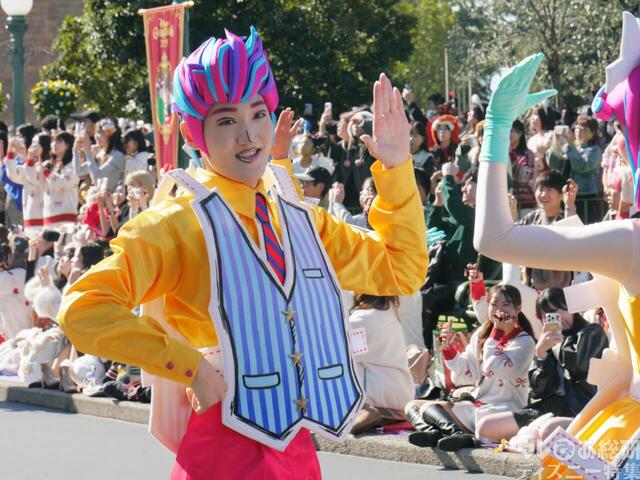 東京ディズニーランド「トイズ・ワンダラス・クリスマス！」の模様：東京ディズニーリゾートのクリスマス