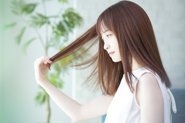 白髪 30代 40代ママの 髪の悩み あるある みんな何歳から染めてるの 1 2 ハピママ