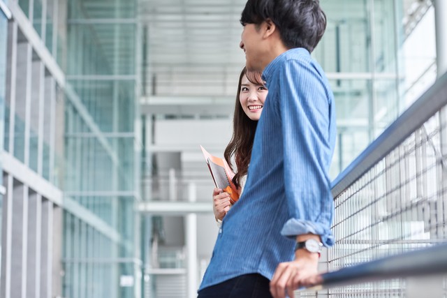 男性がさりげなく 恋愛対象外 と伝えている日常サイン7つ 対処法 1 2 Mimot ミモット