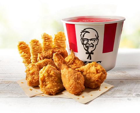 「創業記念パックC」（1,890円）〔オリジナルチキン6ピース、カーネルクリスピー4ピース〕