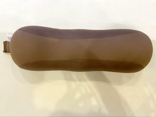 【王様の足枕】普通の枕とはちょっと違う、横長のデザインが特徴的！