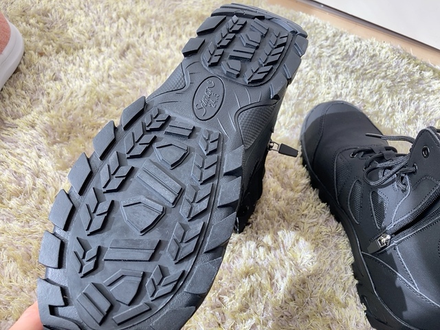 【ワークマン ブレイブセーフティハイカットシューズ】耐油底