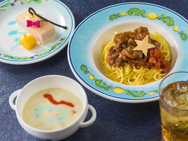 スペシャルセット 1,920円｜カフェ・ポルトフィーノ｜東京ディズニーシー「ピクサー・プレイタイム」スペシャルメニュー