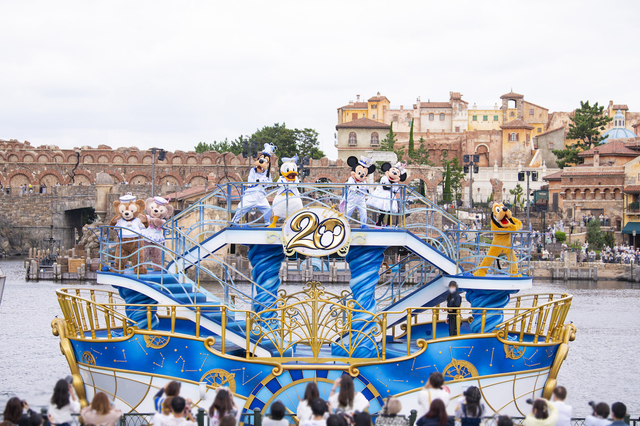 『東京ディズニーシー 20周年 アニバーサリー・セレクション』ハーバーグリーティング (収録年:2021-2022)