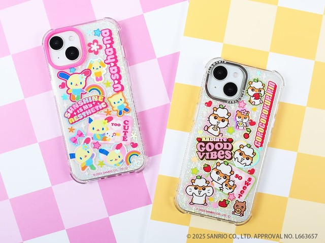 【SKINNYDIP LONDON×サンリオキャラクターズ】iPhone用ケース：3,960円（全8デザイン）／Y2Kムードたっぷりなステッカーを散りばめたようなレイアウトデザイン