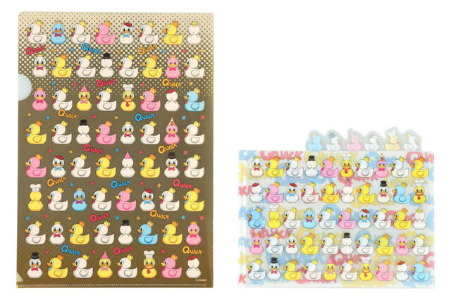 クリアホルダーセット 700円｜ディズニー・パルパルーザ「ドナルドのクワッキー・ダック！ダック！ダックシティ！」スペシャルグッズ｜販売店舗：東京ディズニーランド「ディズニー＆カンパニー」｜発売日：2025年4月7日（月）